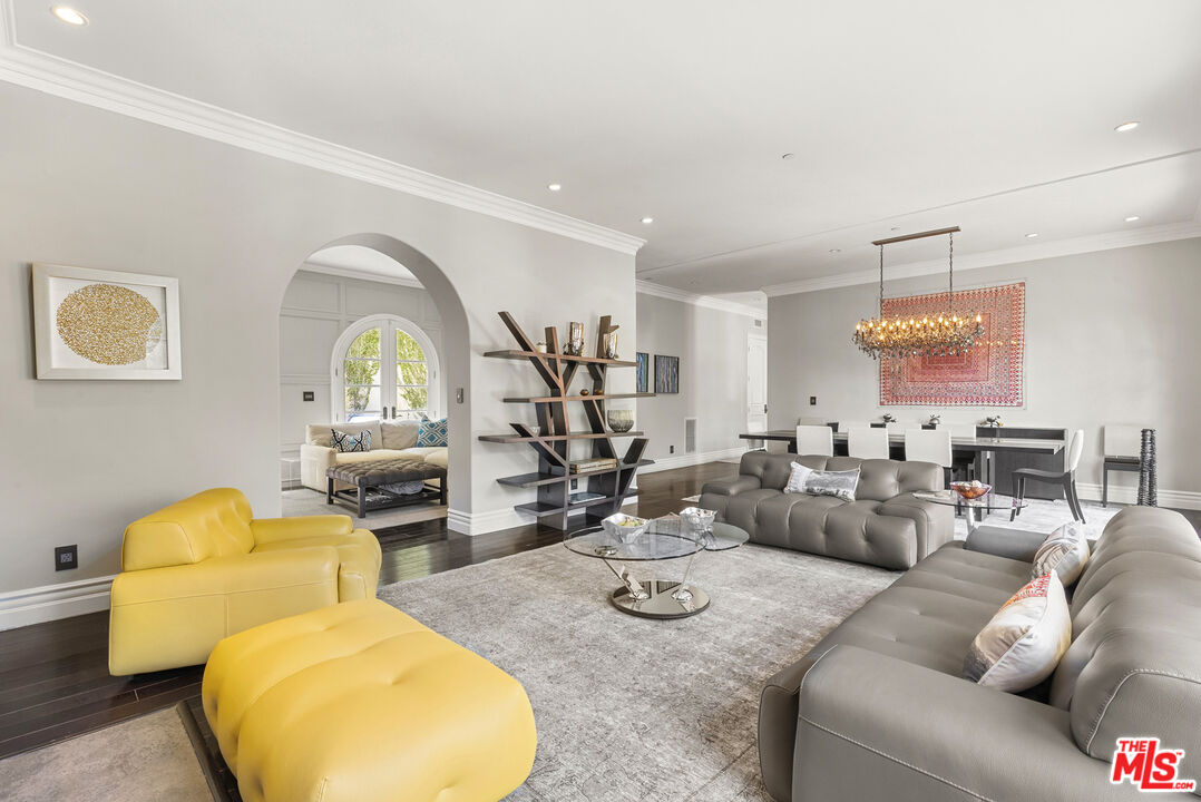 2422 Cazaux Pl