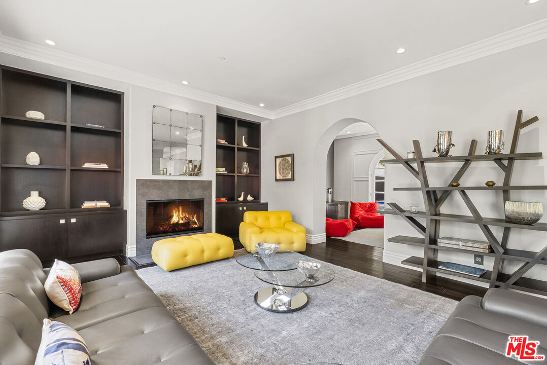 2422 Cazaux Pl