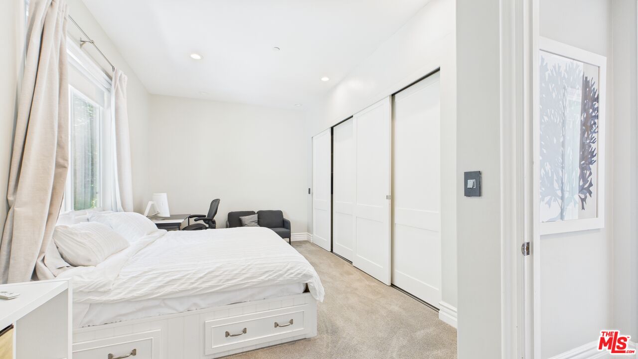 2422 Cazaux Pl