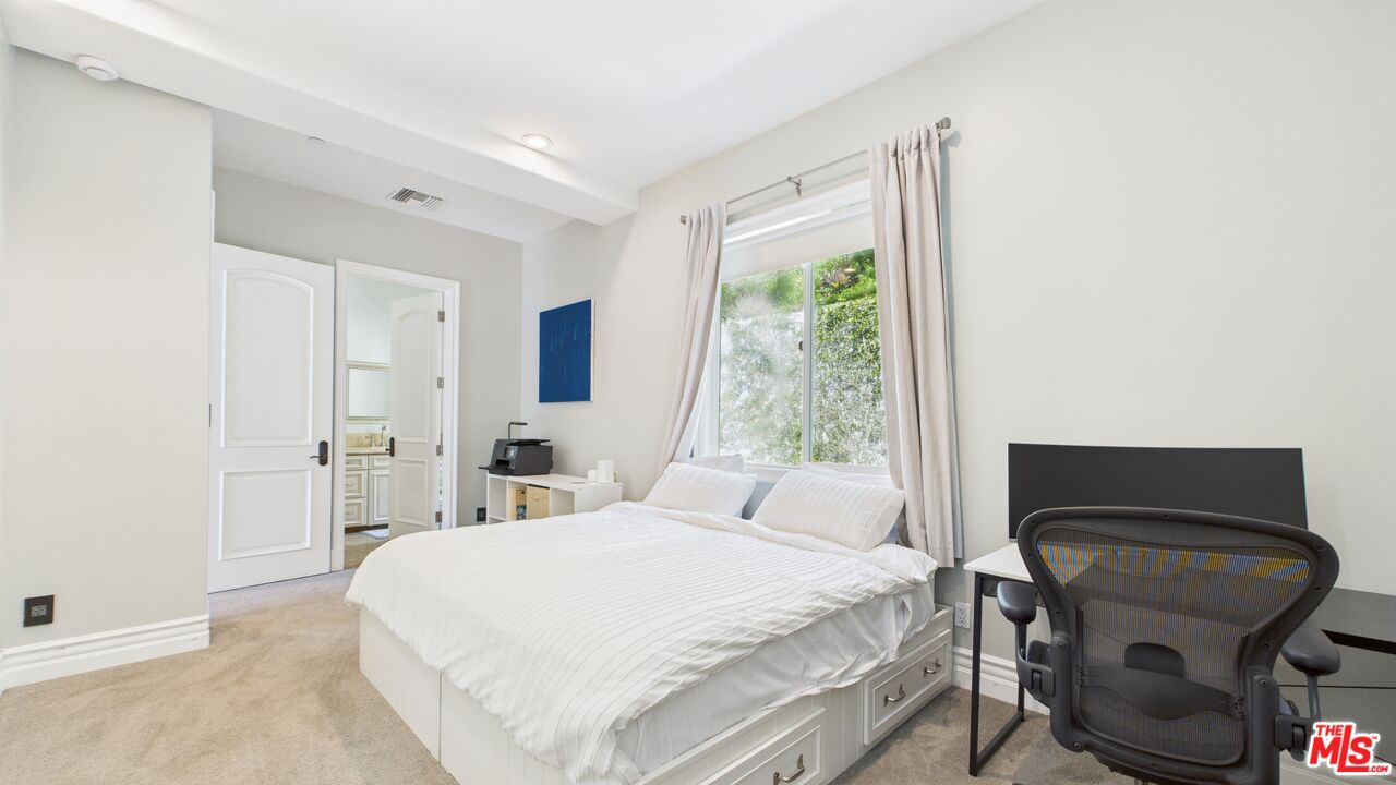 2422 Cazaux Pl