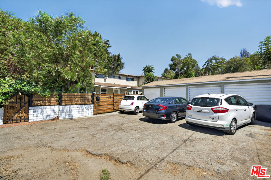 223 S Avenue 57