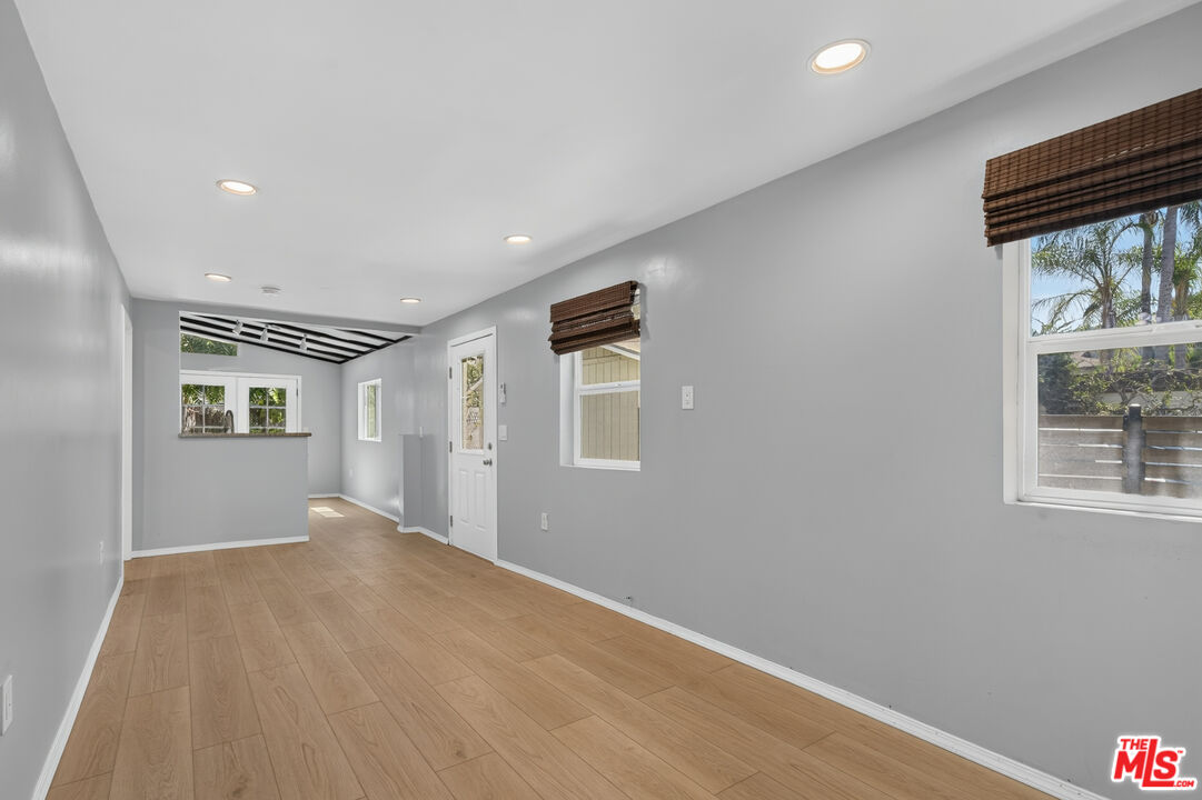223 S Avenue 57