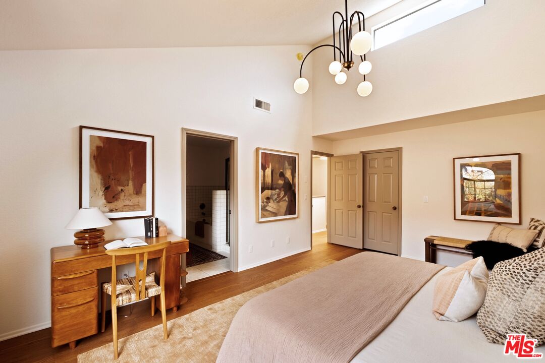 514 Garfield Ave Unit: B
