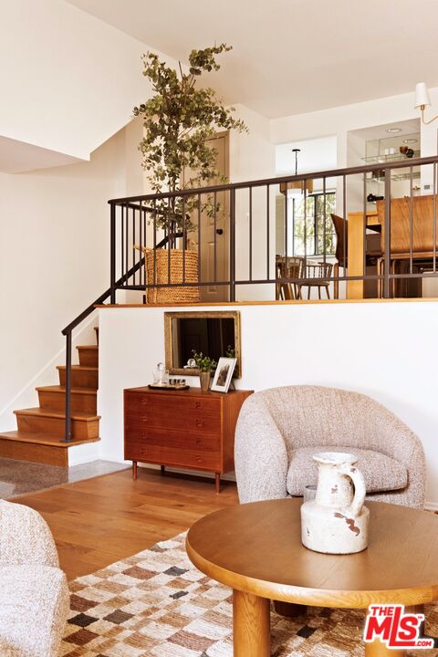 514 Garfield Ave Unit: B