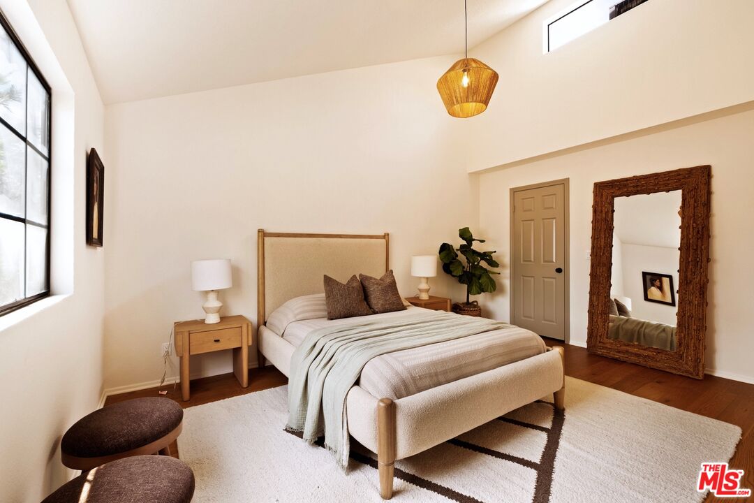 514 Garfield Ave Unit: B