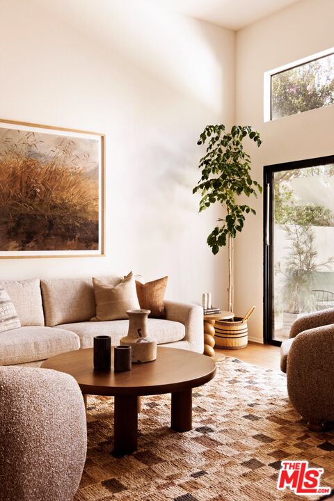 514 Garfield Ave Unit: B