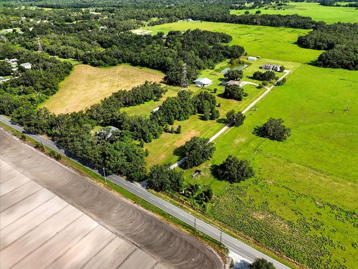 4916 W KNIGHTS GRIFFIN RD