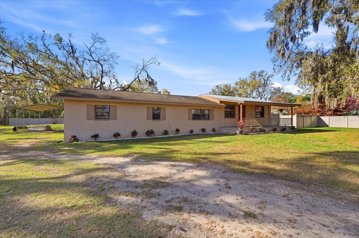 901 W TRAPNELL RD
