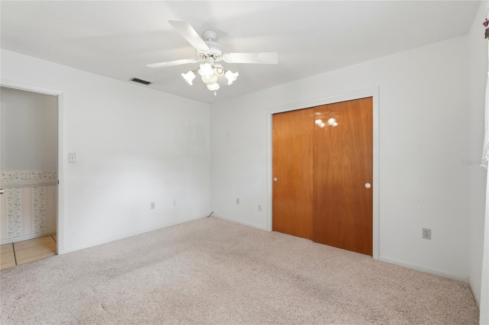 1006 ROBINSON RD