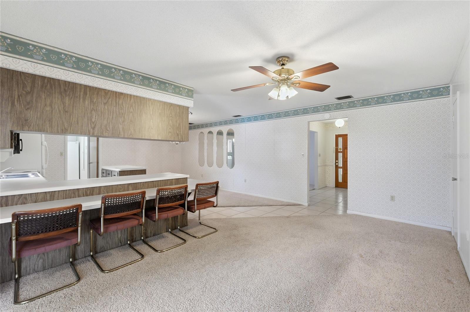 1006 ROBINSON RD