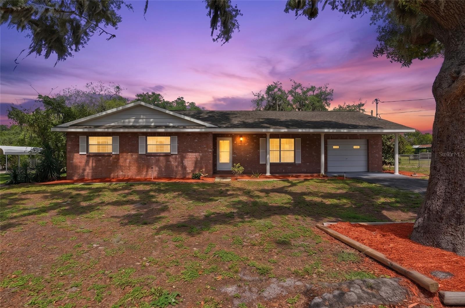 1006 ROBINSON RD