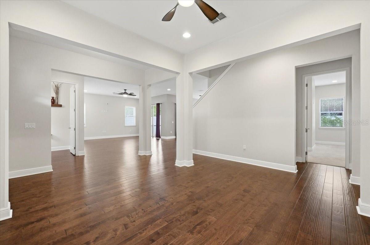 6308 S CLARK AVE
