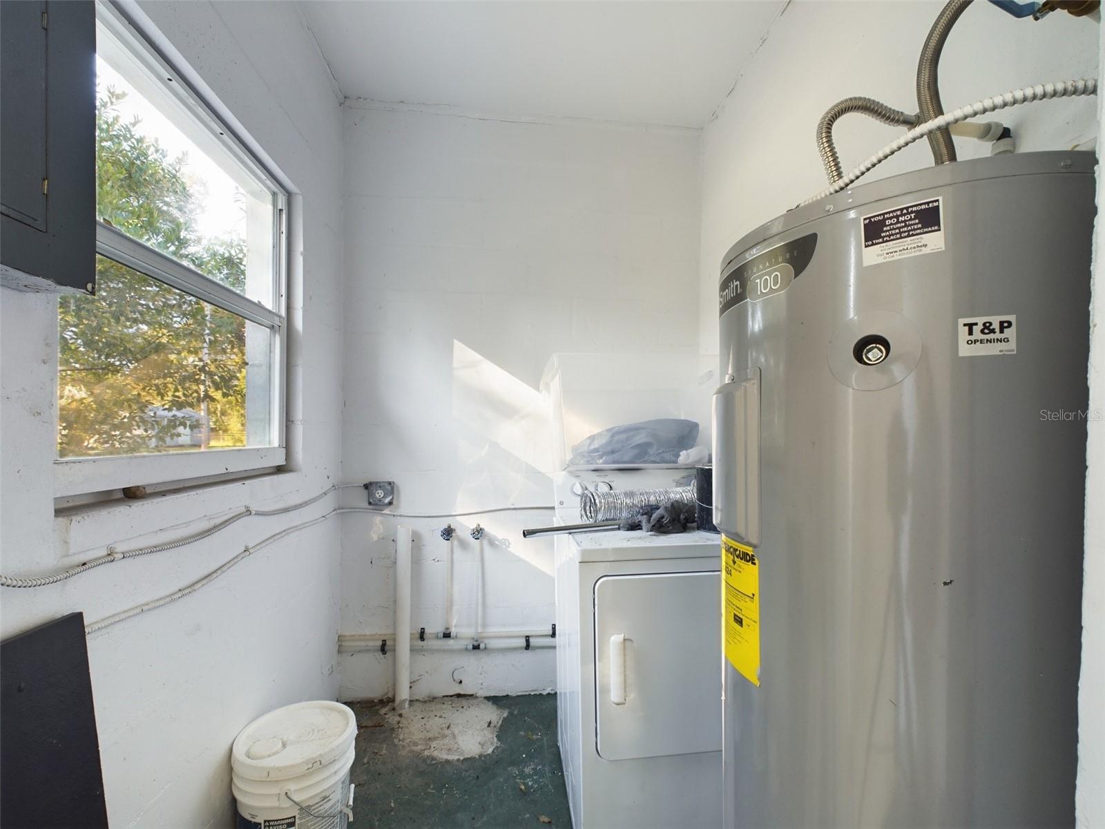 3137 HENDERSON CIR E