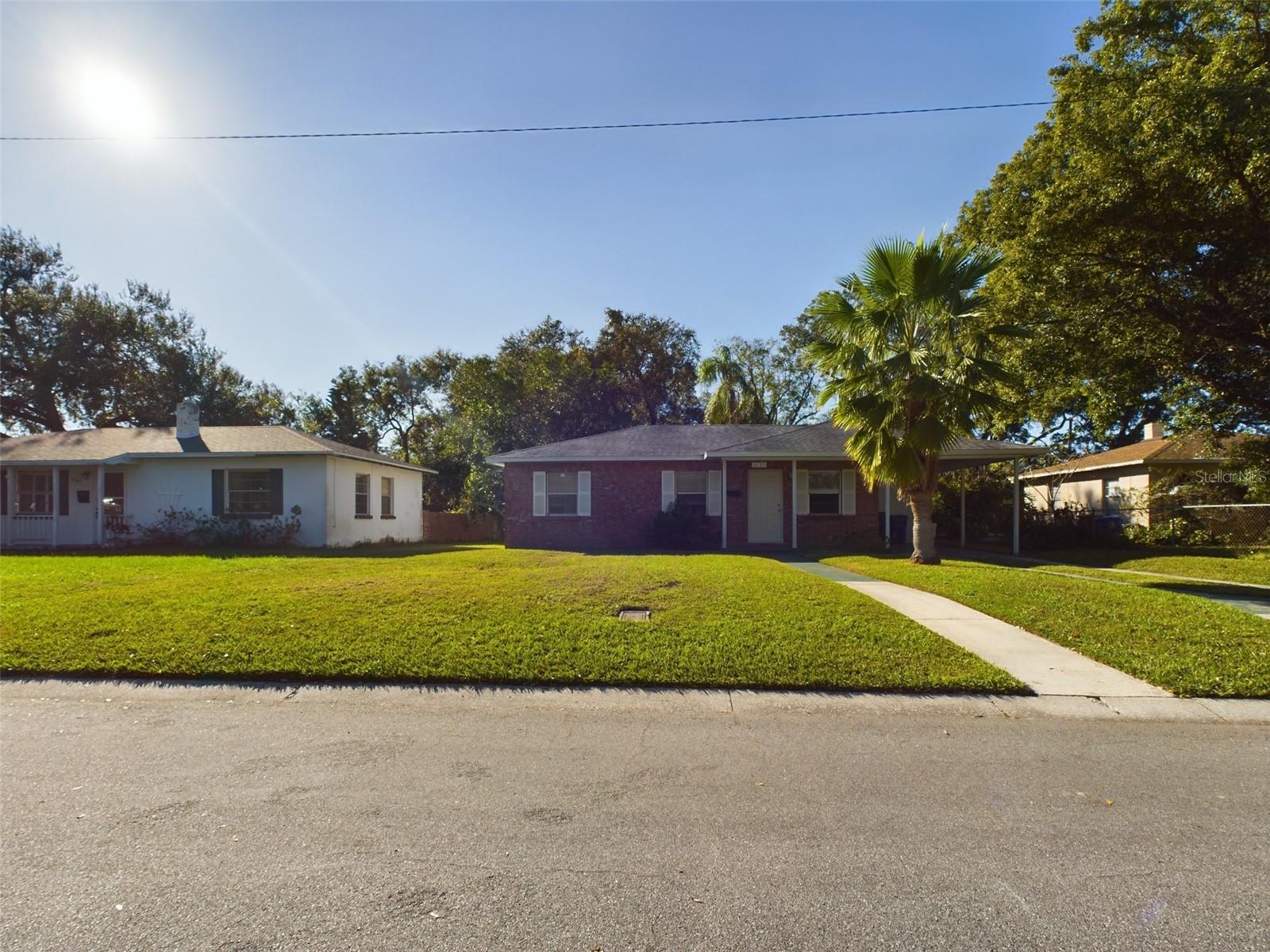 3137 HENDERSON CIR E