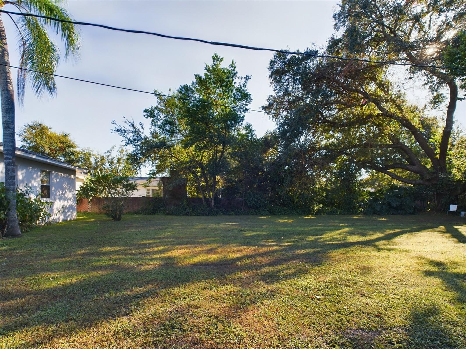 3137 HENDERSON CIR E