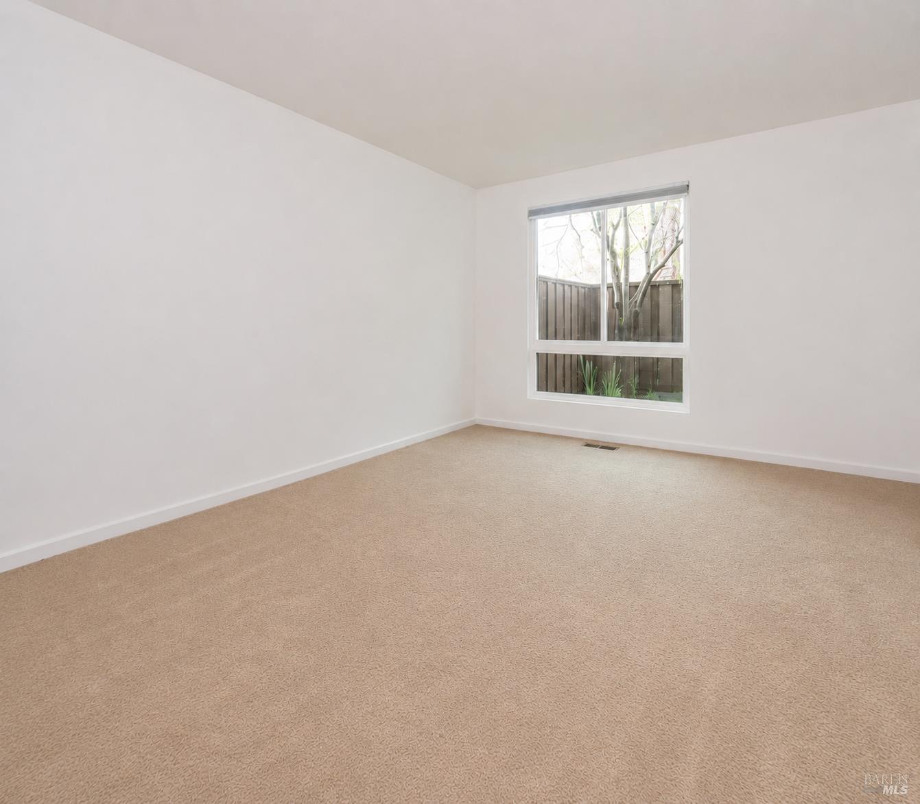 88 Forest Lane