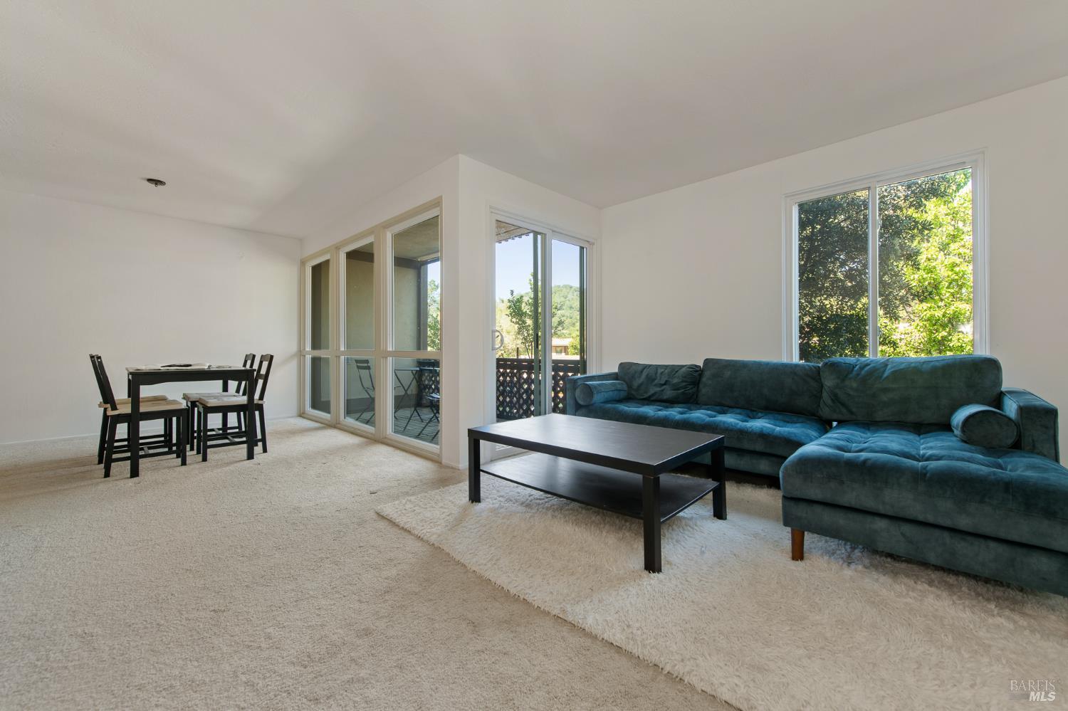 88 Forest Lane