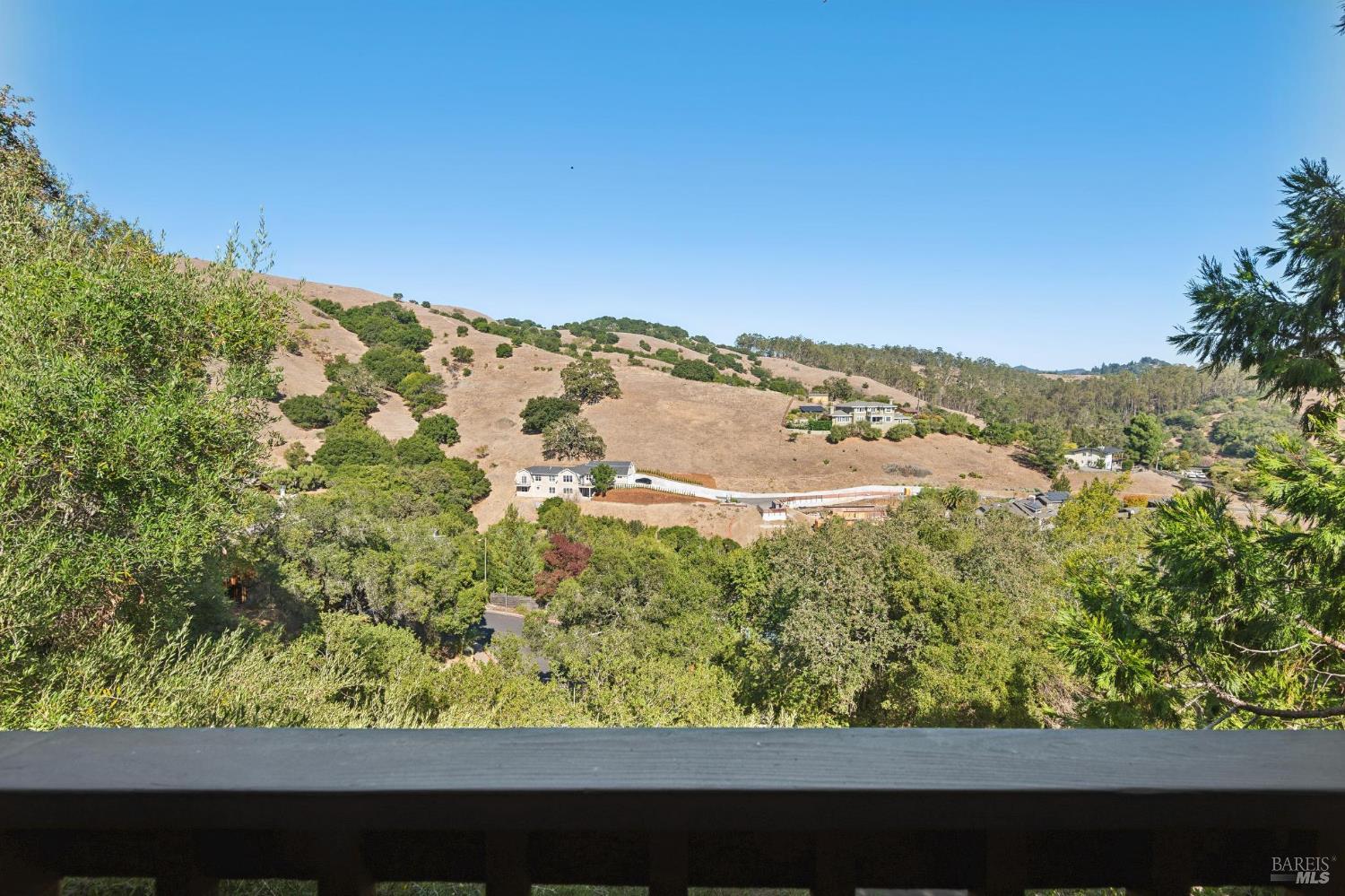 34 Tomahawk Drive