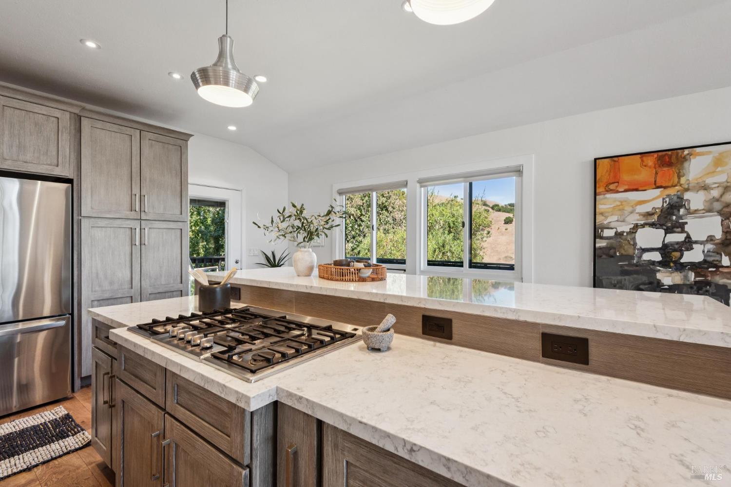 34 Tomahawk Drive