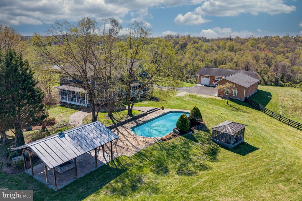 11597 LEEDS CHAPEL LANE