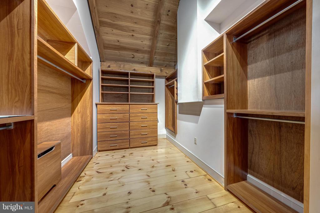 11597 LEEDS CHAPEL LANE