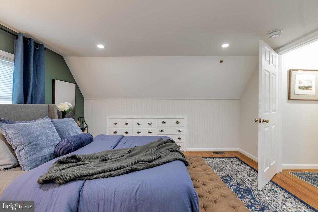 6114 BANGOR DRIVE