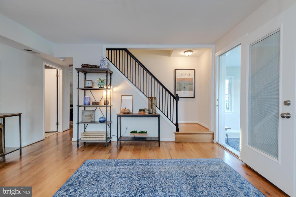 6114 BANGOR DRIVE