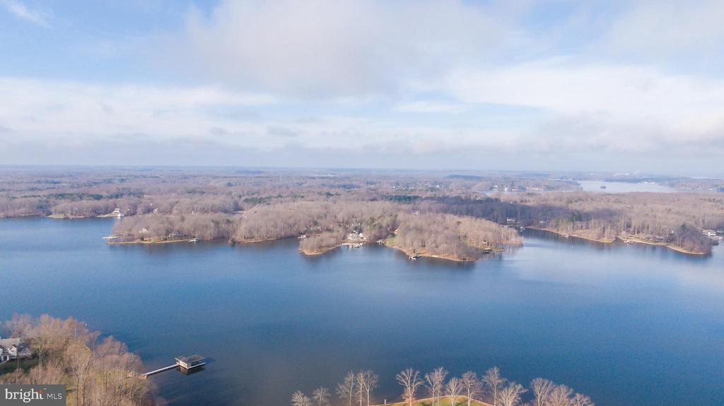 515 NOAHS LANDING DRIVE