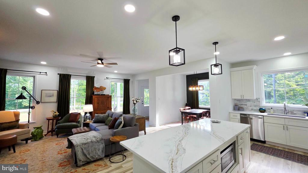 639 NOAHS LANDING DRIVE