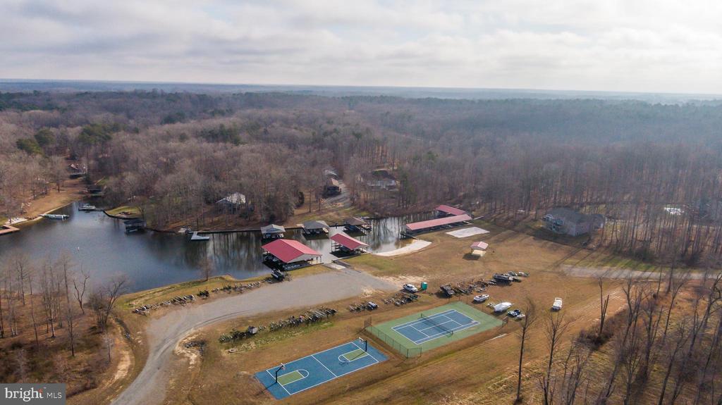 639 NOAHS LANDING DRIVE