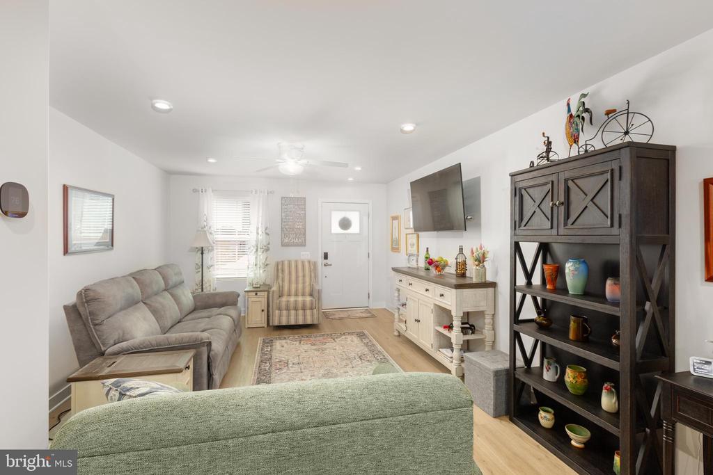 9209 EDENDERRY DRIVE