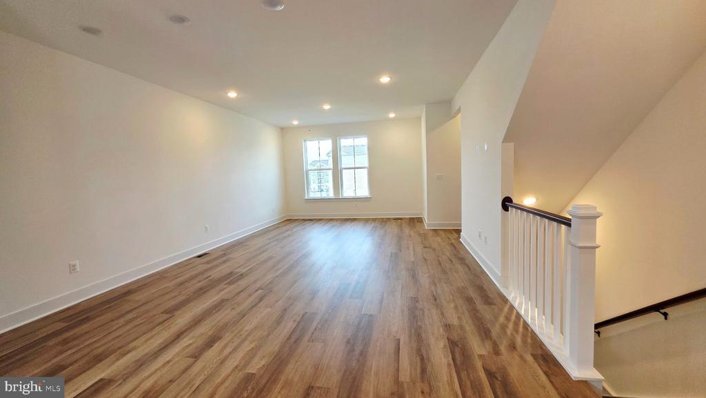 4912 JACKSON VILLAGE PARKWAY