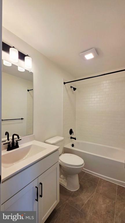 4912 JACKSON VILLAGE PARKWAY