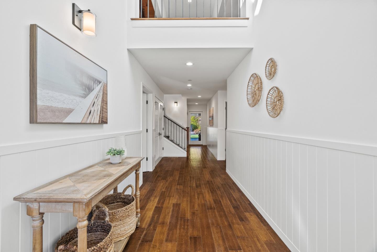 2200 Dolphin Drive