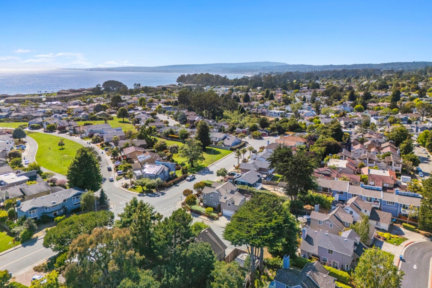 2200 Dolphin Drive