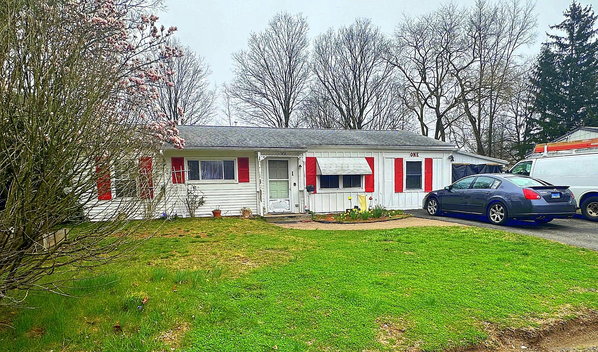 1 Crestwood Road