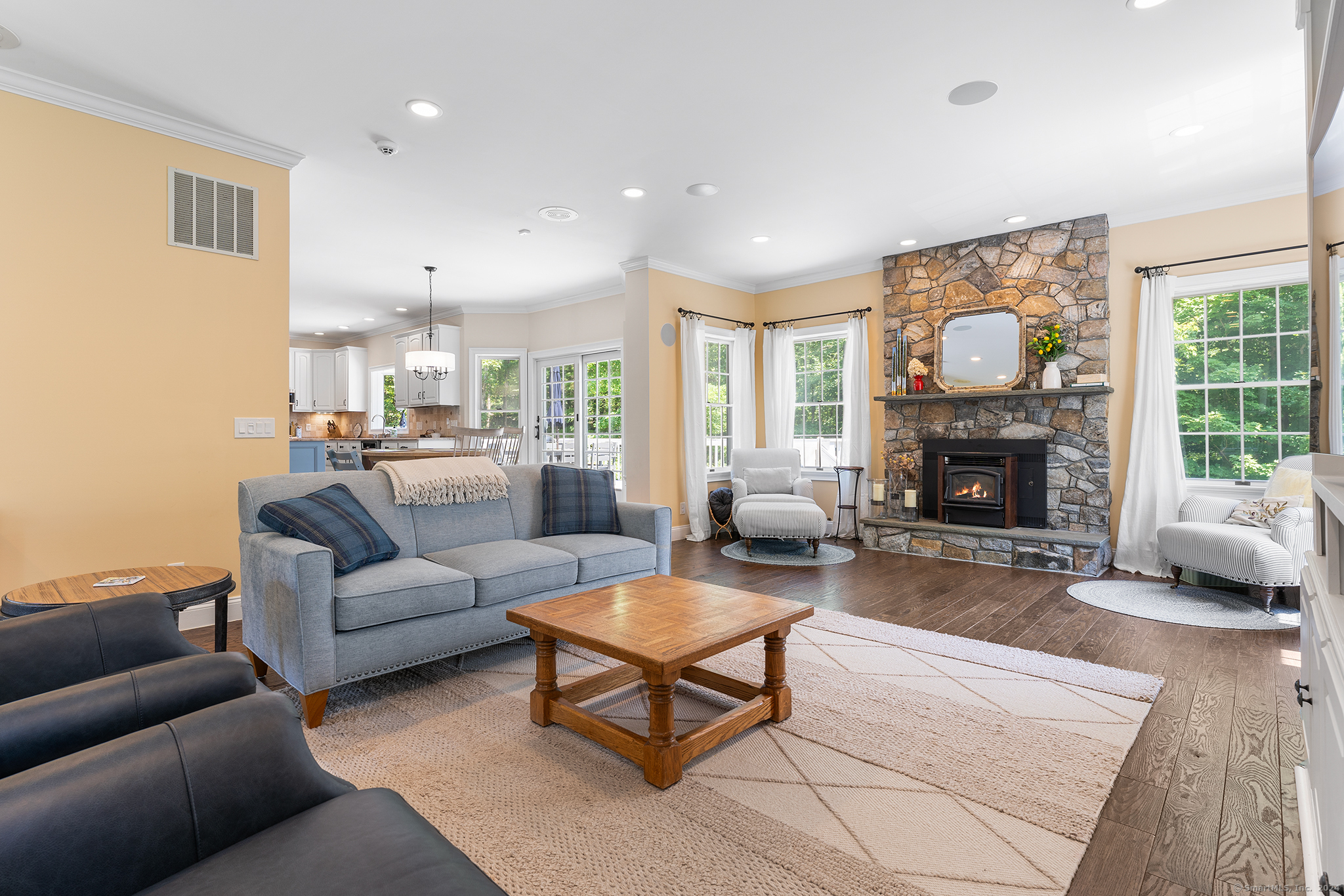 16 Pinewood Drive