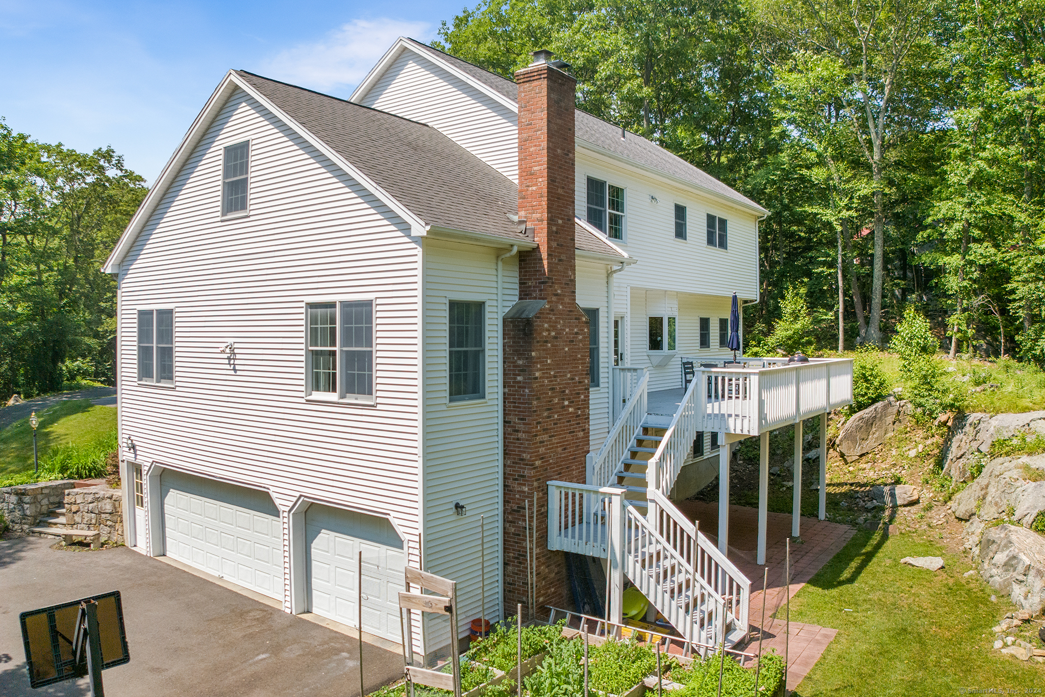 16 Pinewood Drive