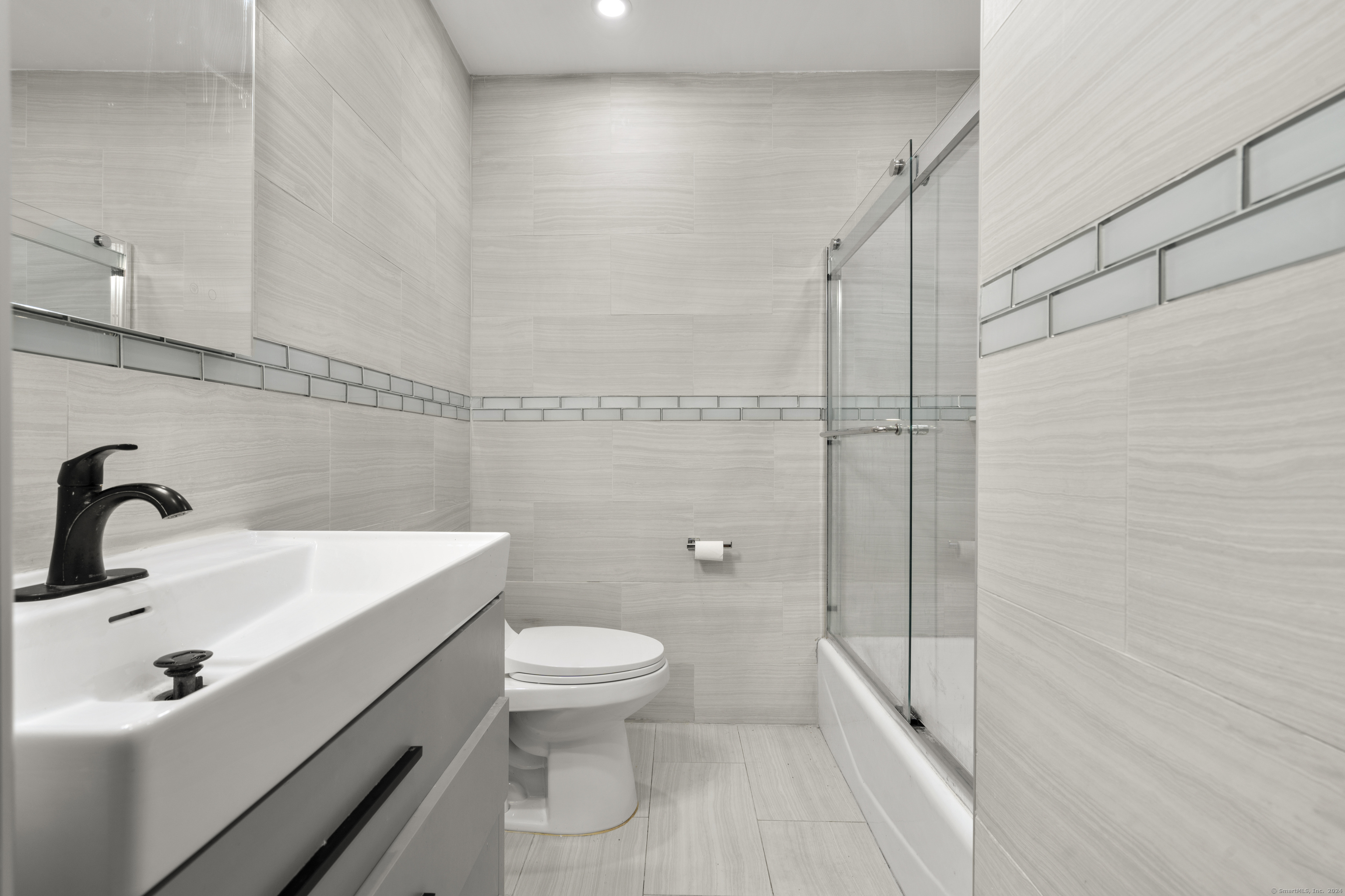 11 Finney Lane Unit 6
