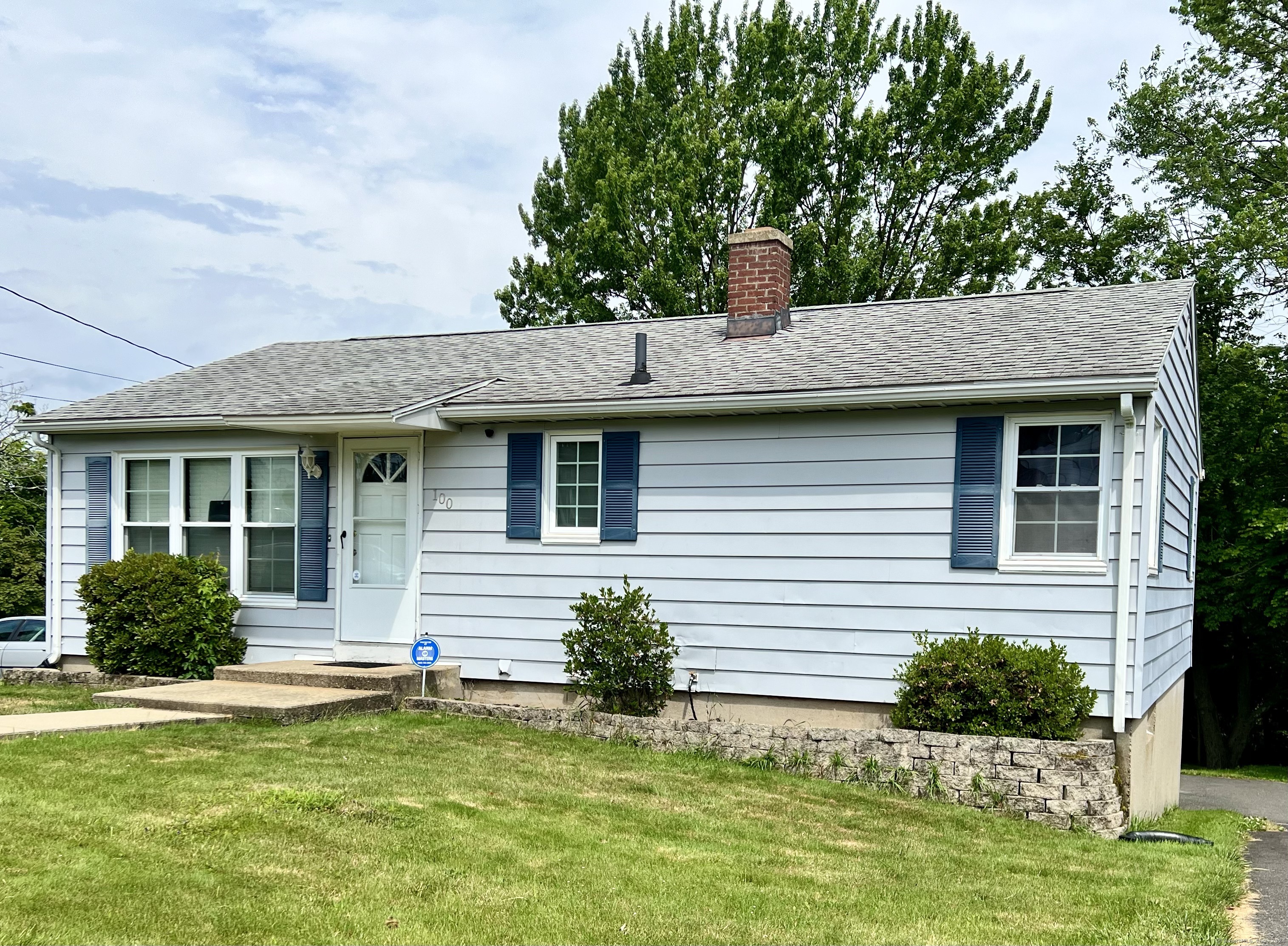 100 Mount Carmel Avenue