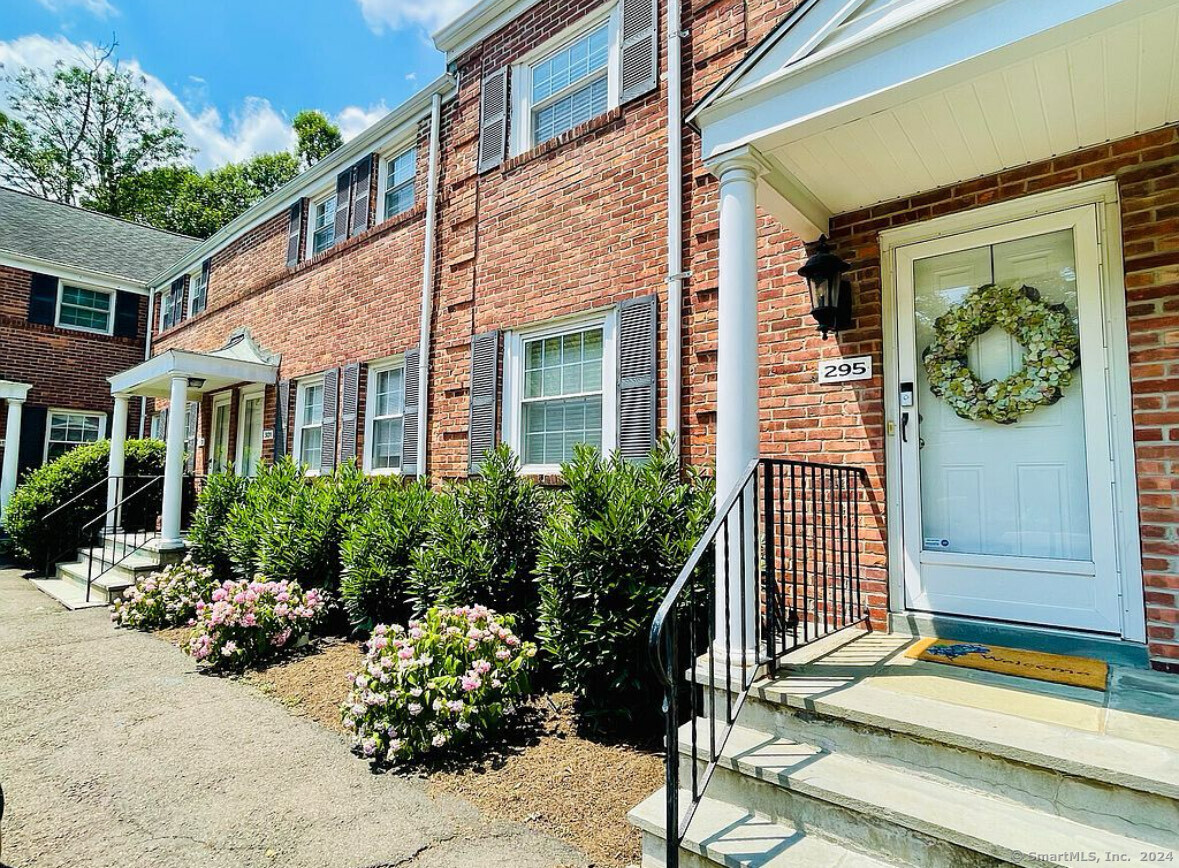 295 Bridge Street