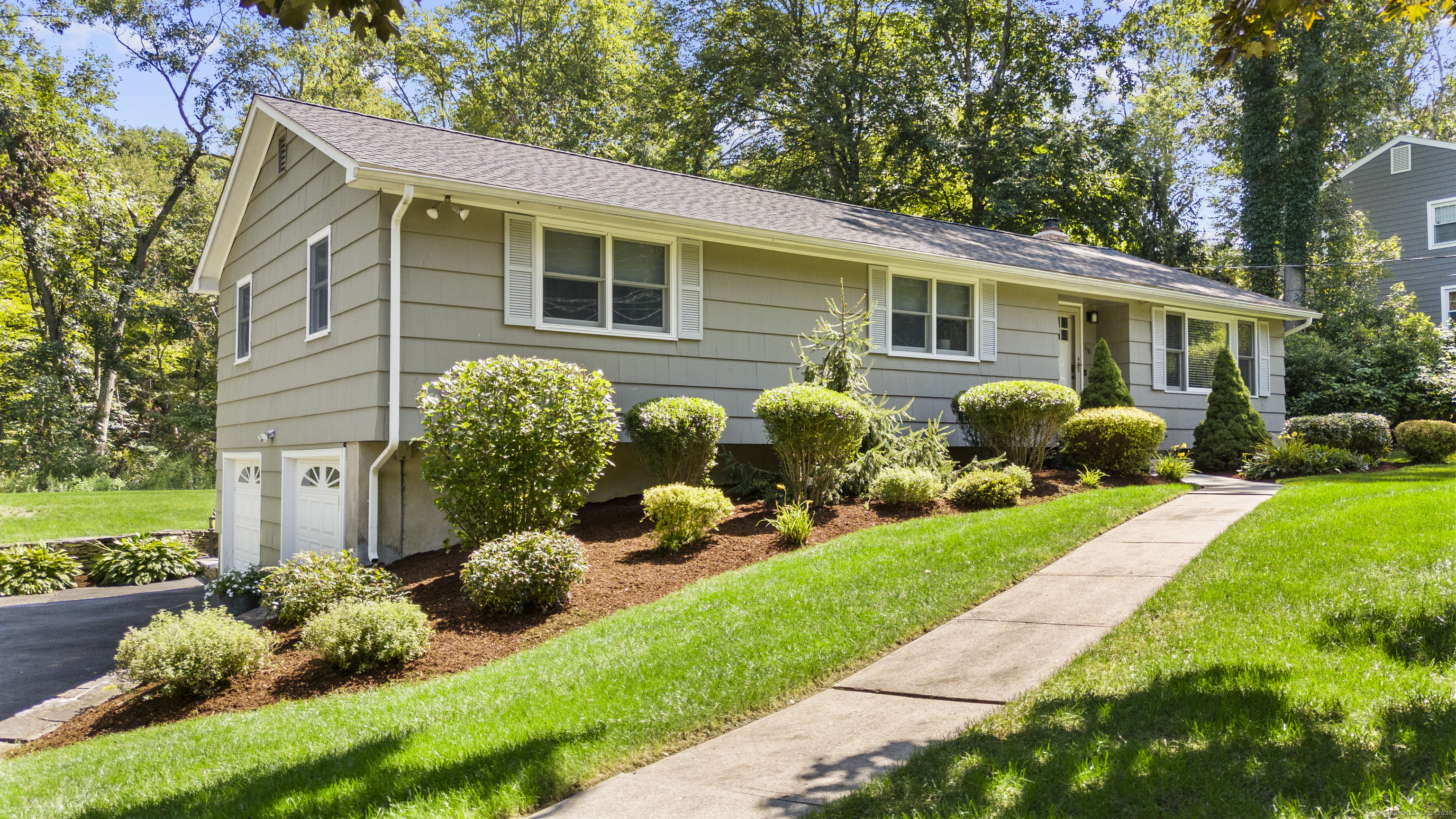 118 Greenbrier Road