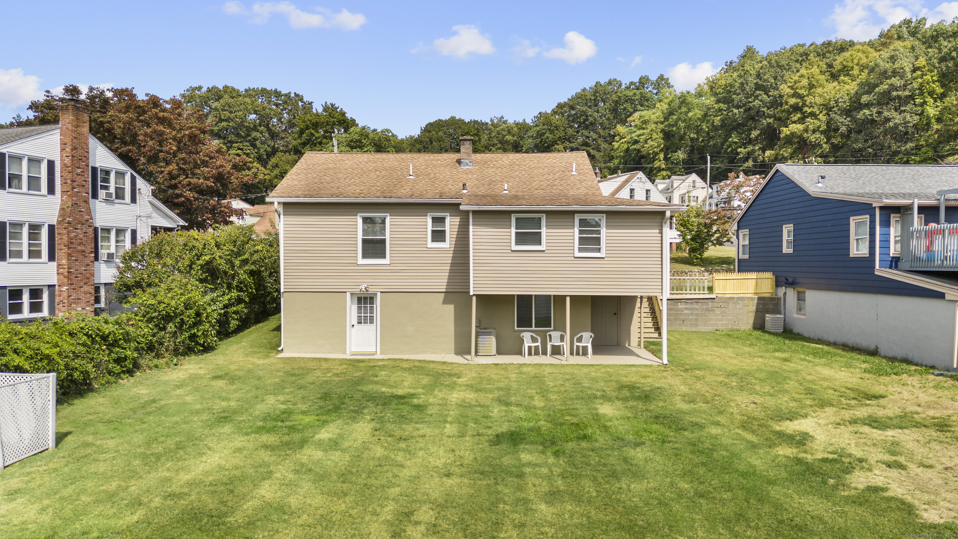 6 Evelyn Road