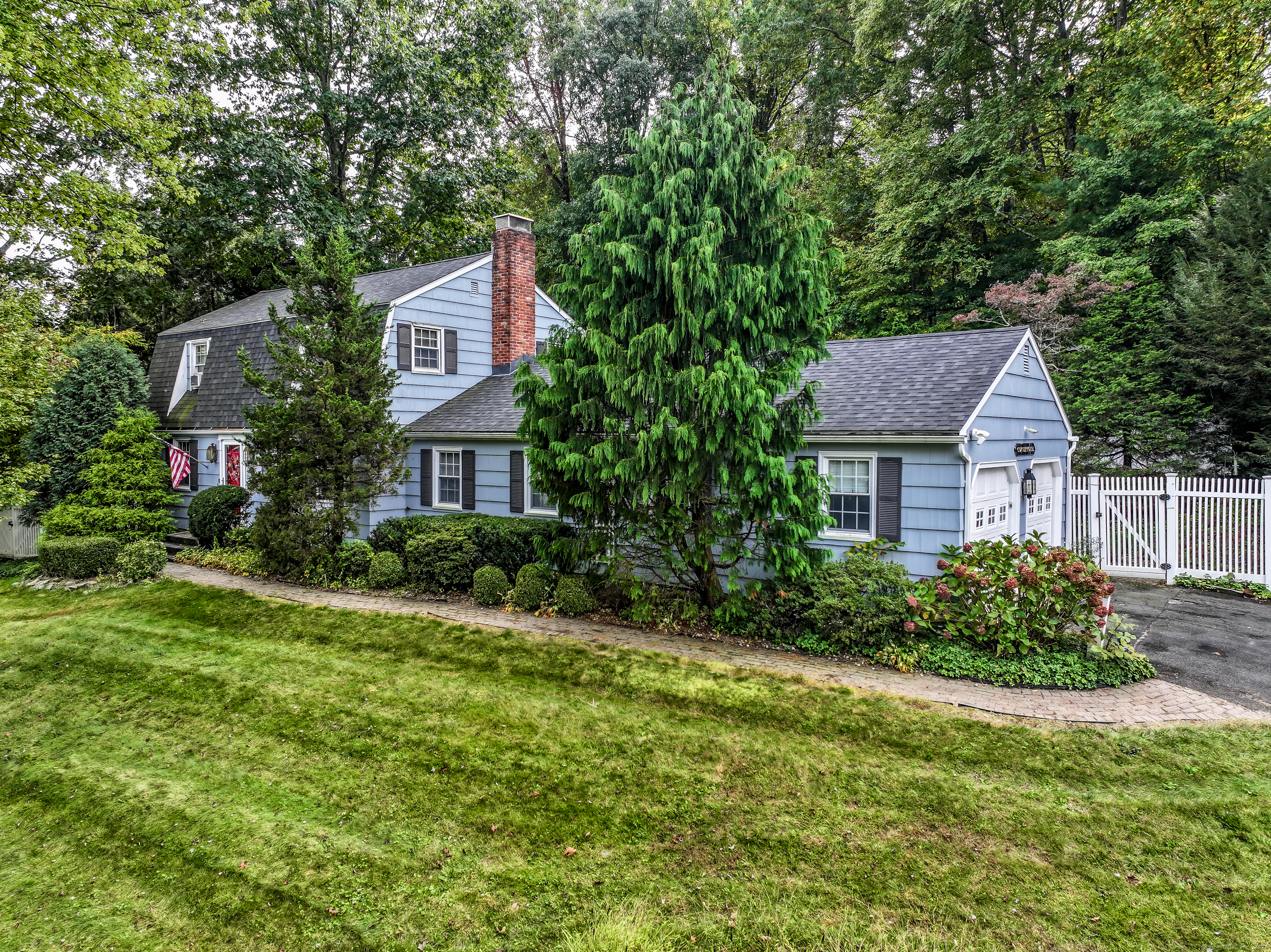 31 Chimney Drive