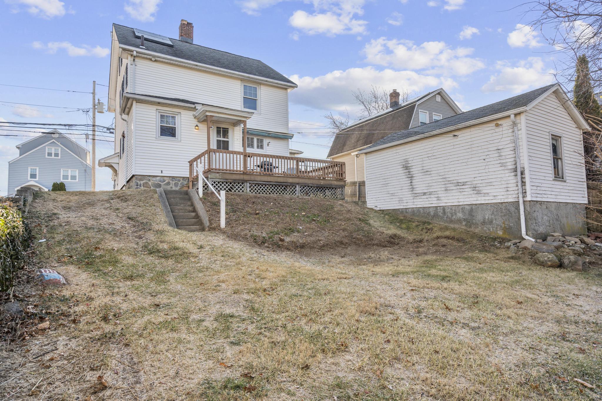 313 Henry Avenue