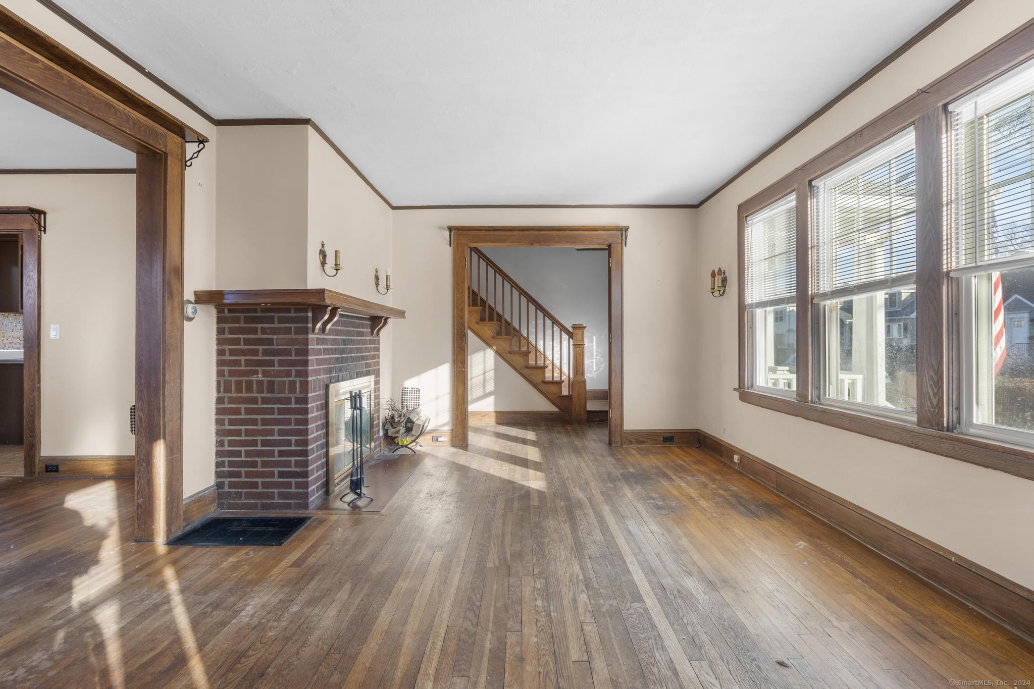 313 Henry Avenue