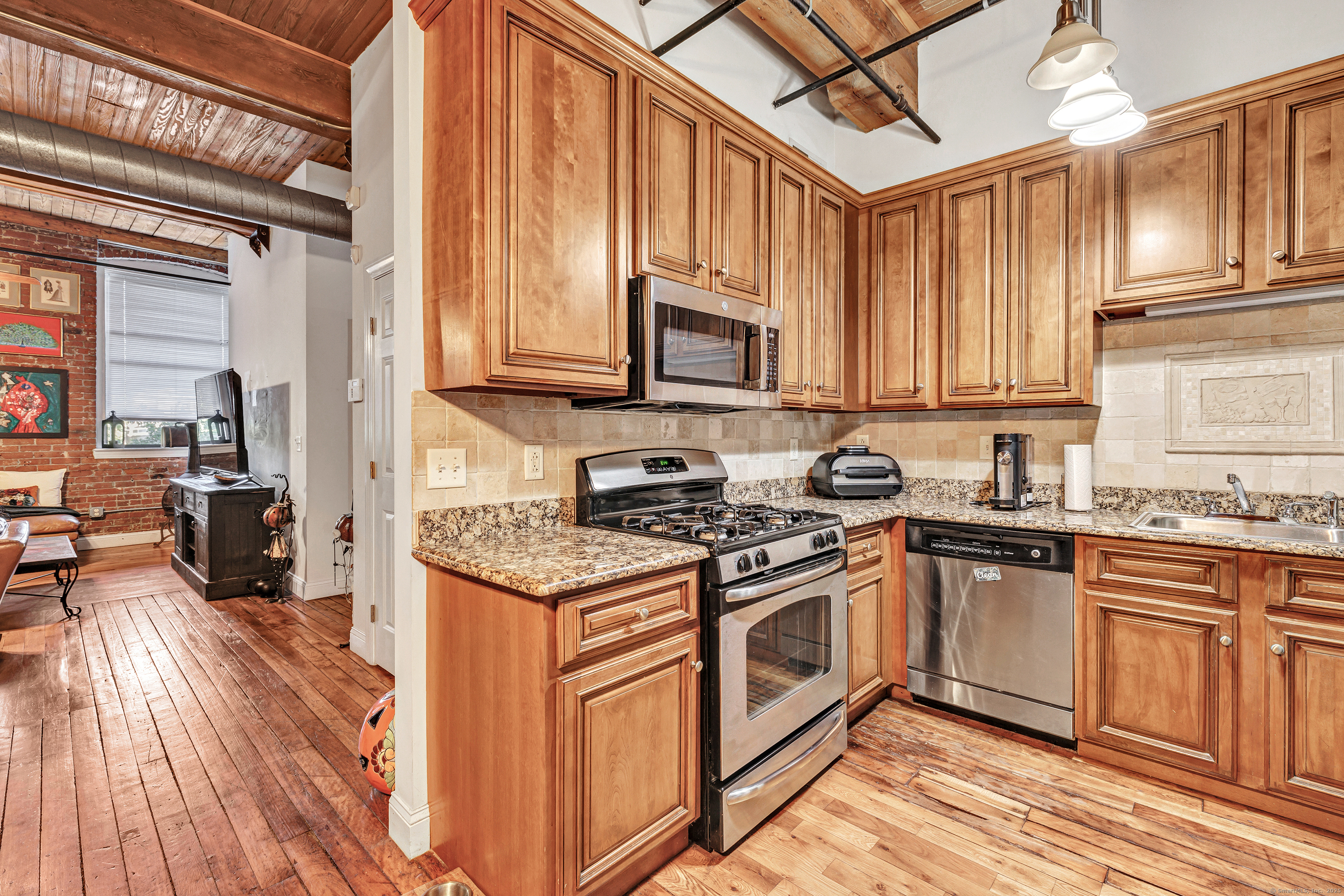 145 Canal Street 118