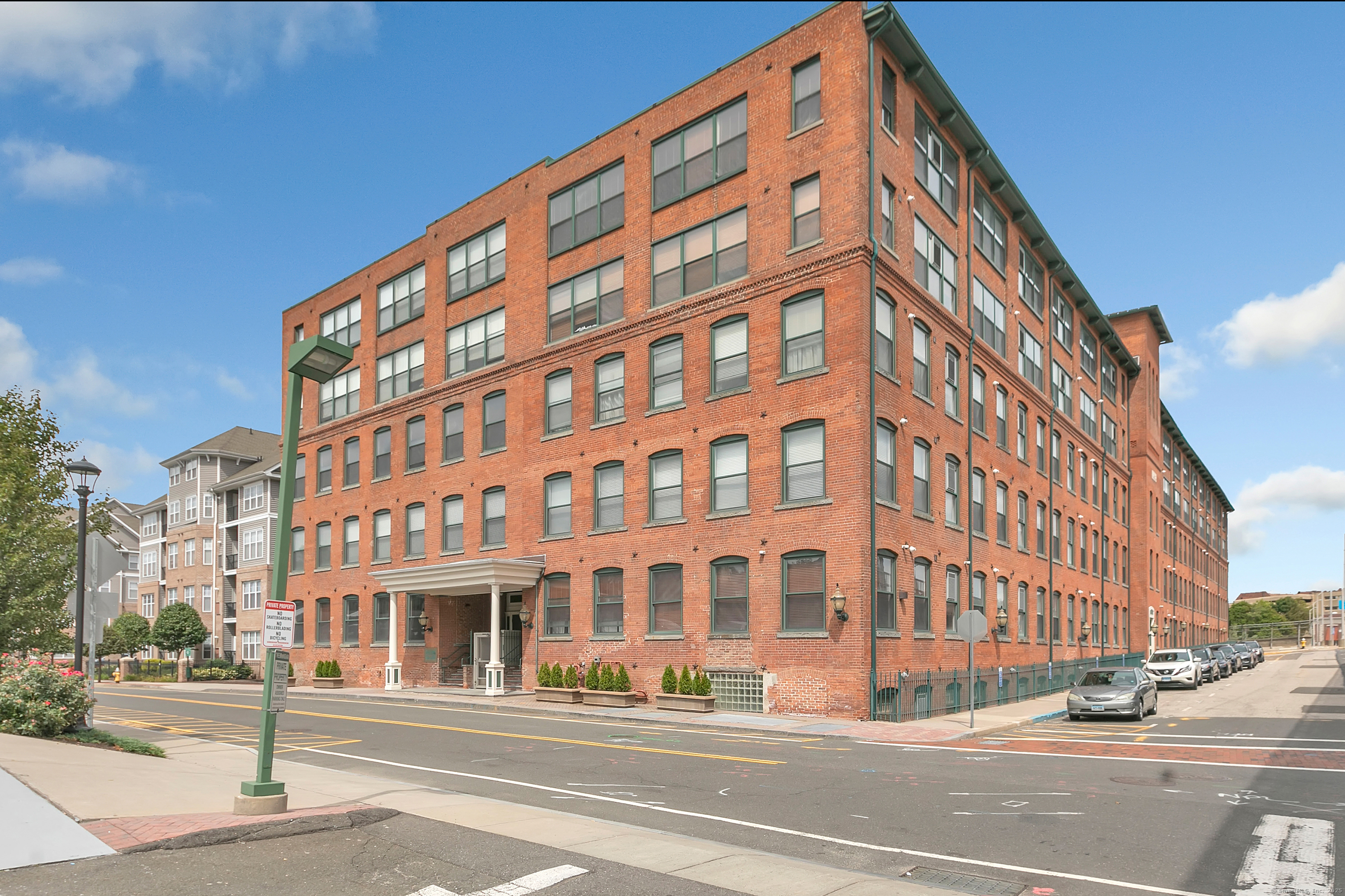 145 Canal Street 118