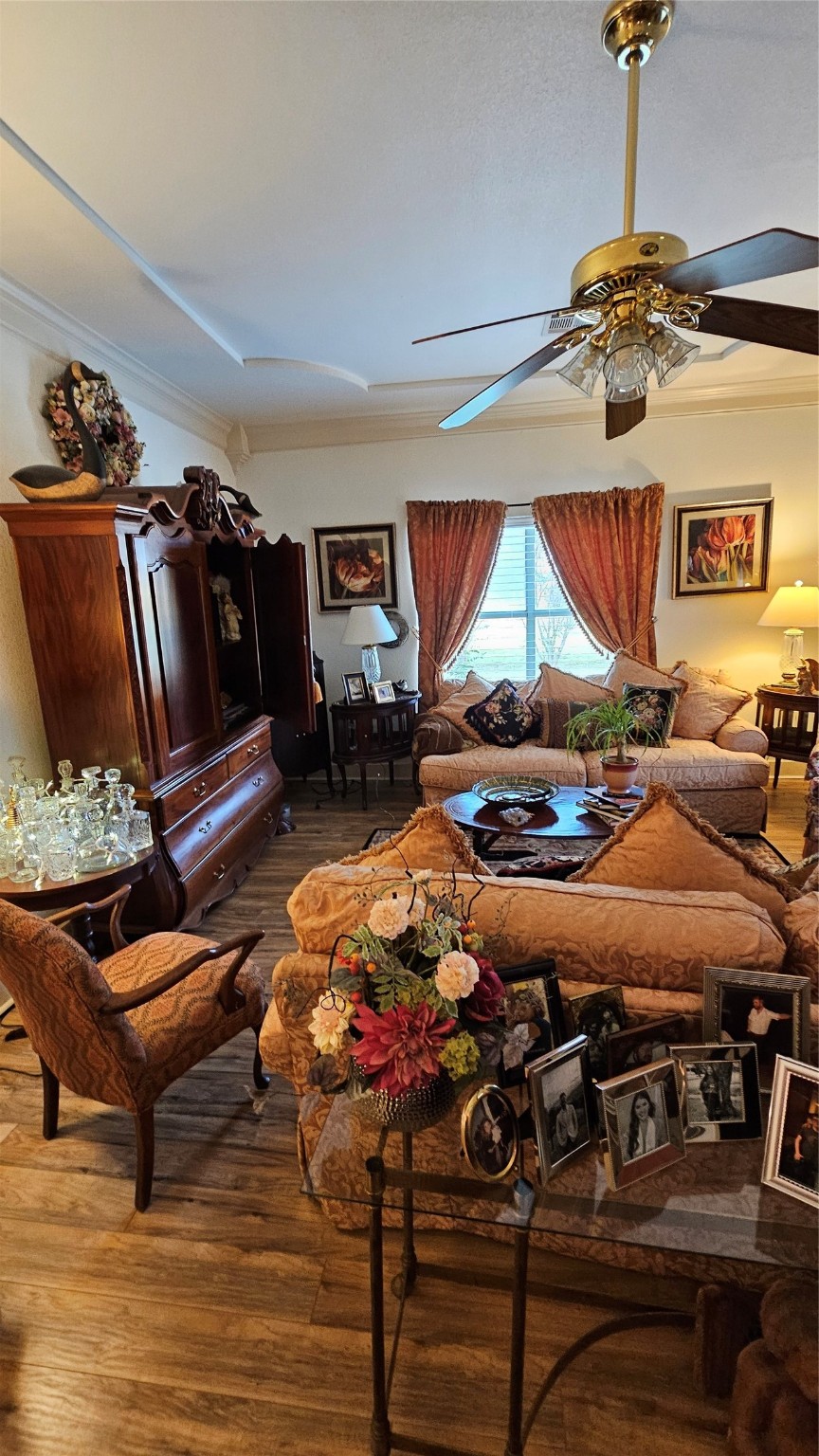 807 N Trinity Street