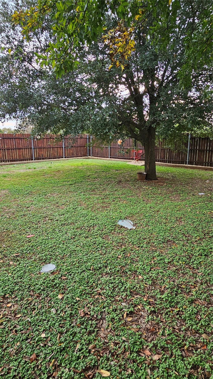 807 N Trinity Street